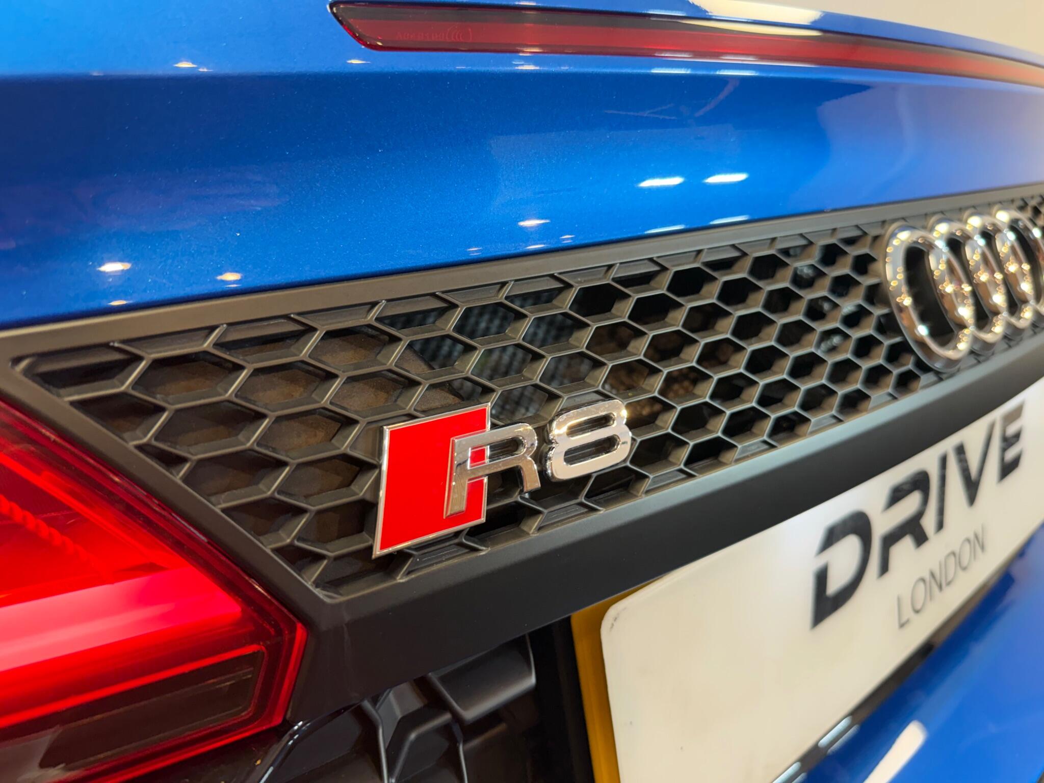 Audi R8